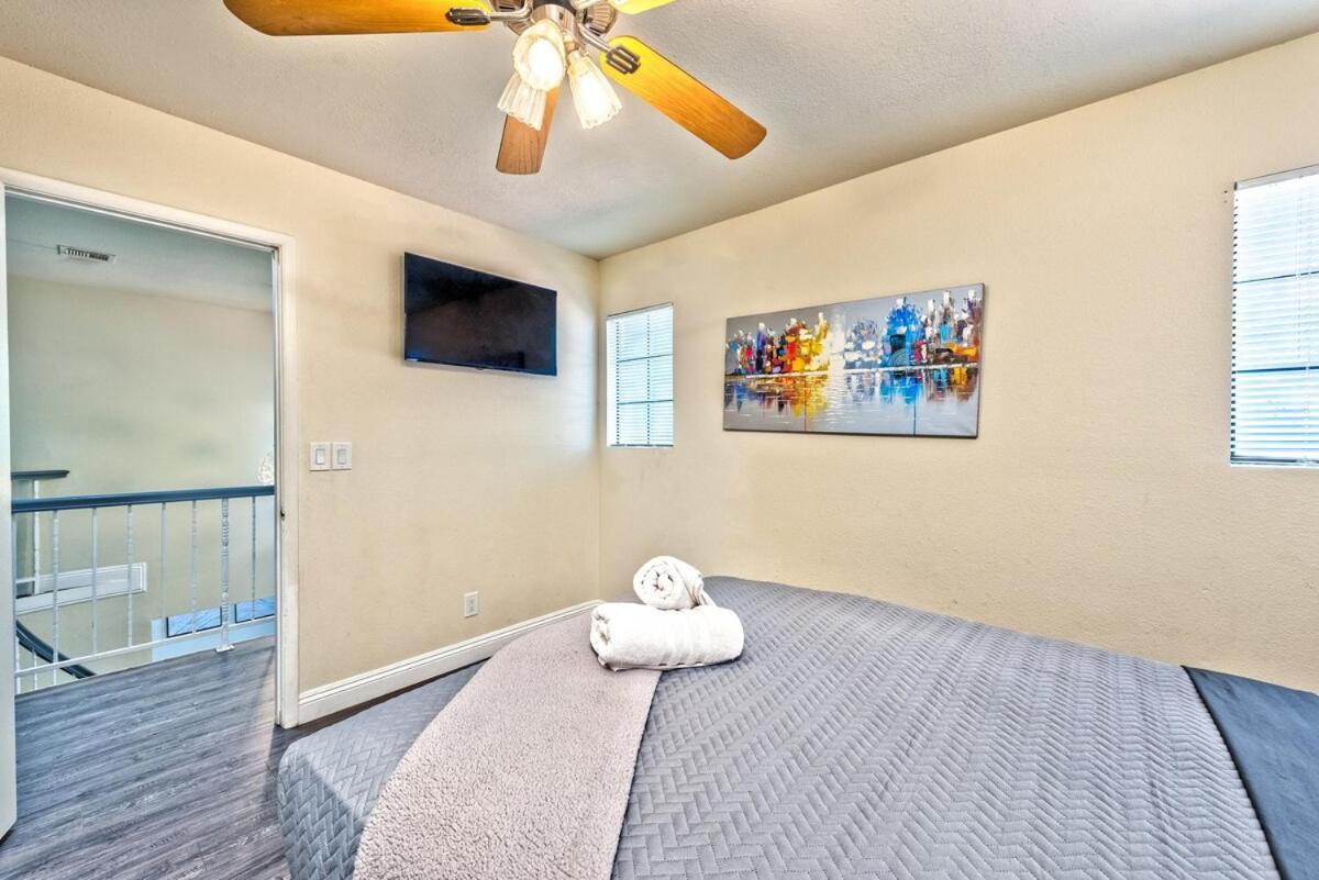 Treasure Bay-3br Pool & Hot Tub Oasis Near T Strip Hébergement de vacances Las Vegas